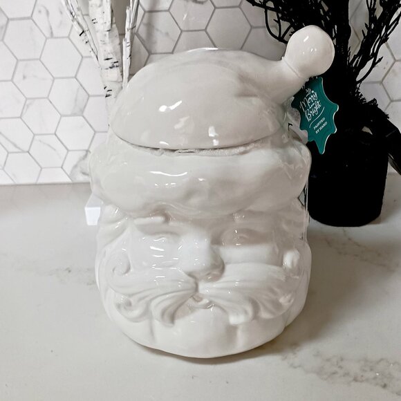 NEW! CHRISTMAS SANTA WHITE COOKIE JAR - Picture 1 of 6